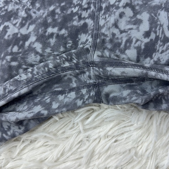Lululemon Align Crop *21" Summer Shade Ice Grey Multi - Picture 3 of 5